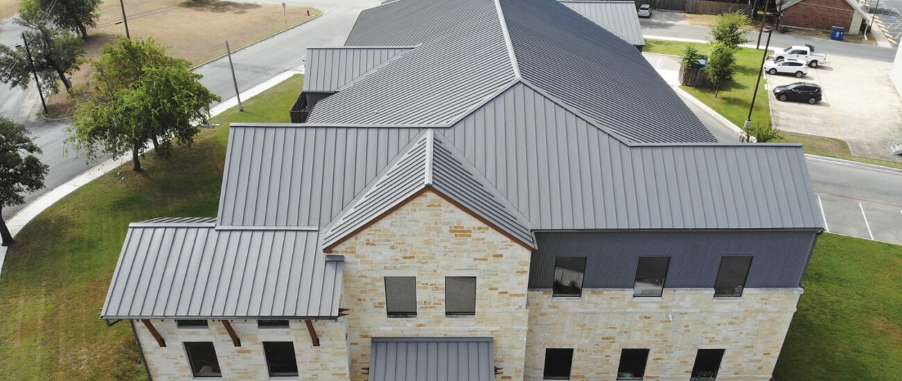 Hill Country Transition Center Double-Lock Zee-Lock S-Deck