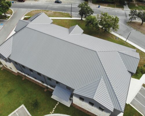 Hill Country Transition Center Double-Lock Zee-Lock S-Deck