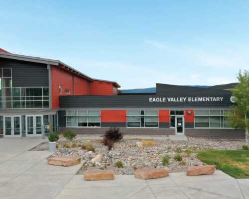 Eagle Valley Elementary HR-16 Panel HS-8 Panel L-Panel Charcoal Grey Terra-Cotta Zinc Grey