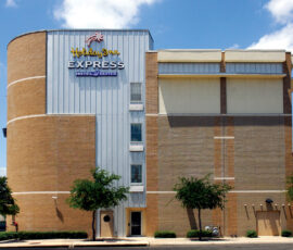 Holiday-Inn_Batten-Seam_01